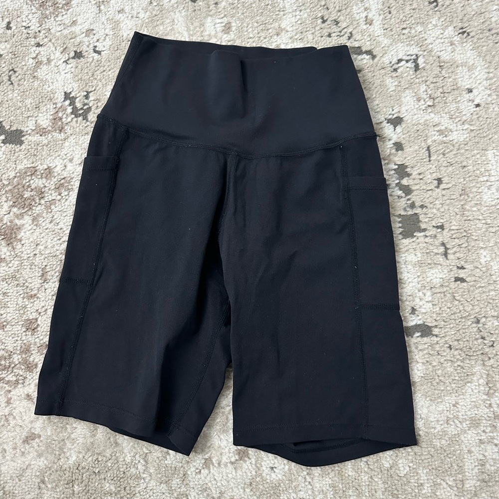 Free People Movement Bike Pocket Shorts Size Medium - Black